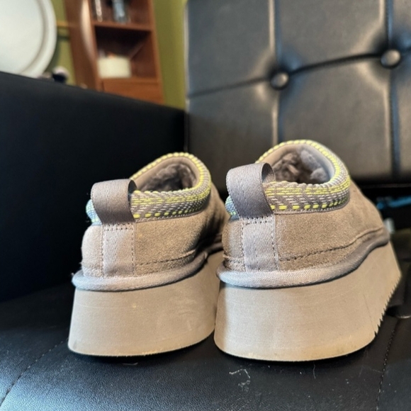 Koolaburra Tan Slip-On Shoes - Picture 3 of 4